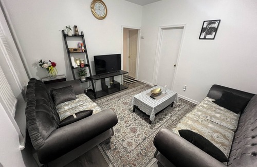 West New York Apartment | A Cozy Corner - 2 BR Apartment in West New York