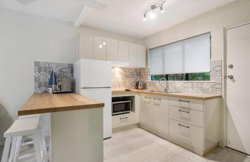 Palm Cove Apartment | A cozy Palm Cove unit 3 with a private garden