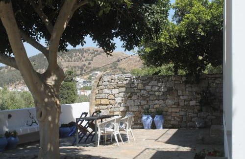 Archanes-Asterousia Apartment | A Crystal Clear House in Pyrgos, Heraklion Crete