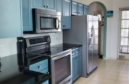 Nassau Condo | A Dream Come True! Ocean view, Beach access, Beautiful Sunsets!
