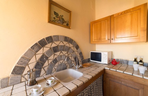 Santa Croce Apartment | A Fantabulous Dreaming Terrace in FLORENCE Ponte Vecchio