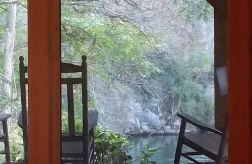 Johnson City Cabin | A few Nov/Dec dates are open-Riverfront-Watauga River-Trophy Section.