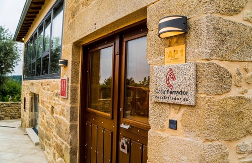 Bolmente Apartment | A Forxa - Casa Ferrador (Ribeira Sacra)