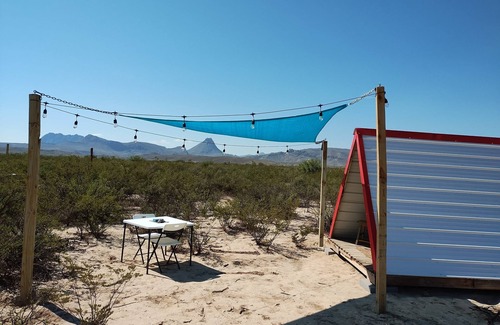 Alpine Cabin | A-Frame desert glamper with pool, wifi, pet-friendly.