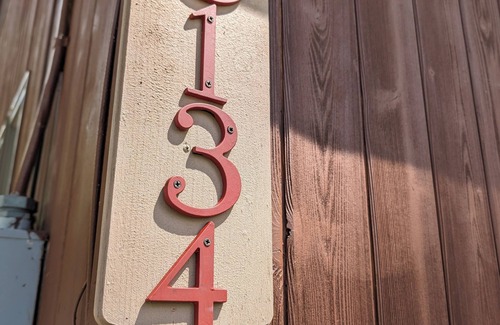 Argyle House | “A-frame of mind”- cozy cottage get-away on Cossayuna Lake