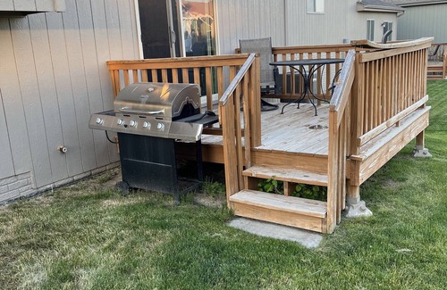 Elkhorn House | A fun home great for a family or multiple adults located in West Omaha.