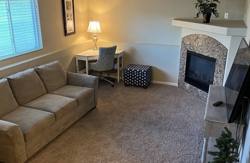 Elkhorn House | A fun home great for a family or multiple adults located in West Omaha.