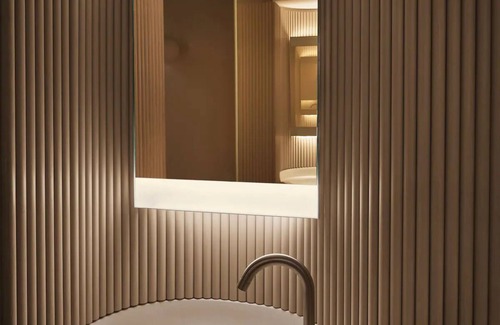 Bowery Hotel | A Gateway to NYC Chic: Stylish Luxury Hotel Unit w/Unmatched Dining Experiences