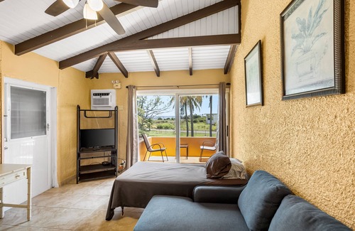 La Grande Princesse Condo | A getaway from your getaway by RedAwning