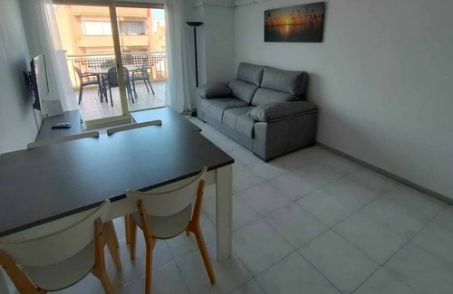 Sant Carles de la Rapita Apartment | A. H. Rentals Carles III Apartment 150mtrs beach