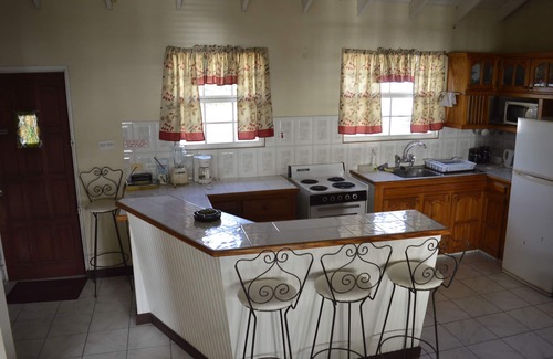 Paynes Bay Apartment | A Haven Away ~From~ Home