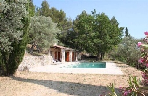 Fayence Villa | A haven of peace in a wild setting with an olive grove garden pool