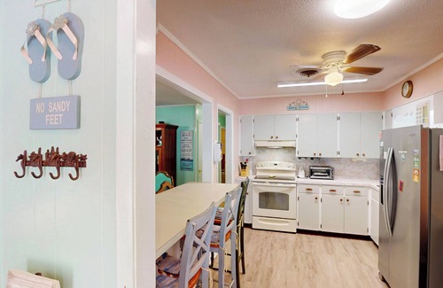 Jekyll Island House | A Hidde Gem Duplex 2 bedrooms, 1.5 bathroom