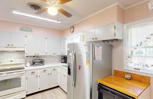 Jekyll Island House | A Hidde Gem Duplex 2 bedrooms, 1.5 bathroom