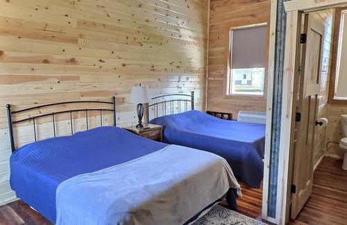 Waumandee Cabin | A "Hideaway" from the hectic everyday life in the heart of Buffalo County.