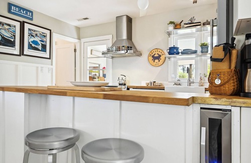 Point Lookout Cottage | A Hideaway in Hays Beach: Chesapeake Bay, 5G WiFi, 60 Second Walk to Beach