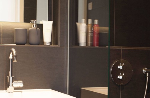 Haarlemmerbuurt Bed & Breakfast | A hip & stylish studio, Center A'dam, 10 min walk from C. Station
