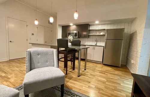 Old Market Apartment | A historic 700 square foot Atrium loft in the heart of the Old Market