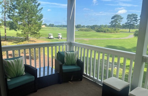 Carolina Forest Condo | A Home Away from Home: 2-bdrm condo in Myrtle Beach w/amazing golf course view