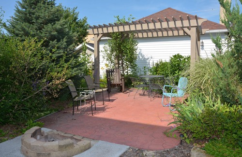 New Glarus House | A Home Away from Home in the Quaint Village of New Glarus