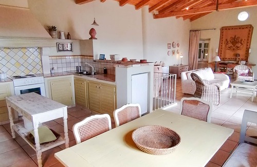 Skripero Villa | A House with a View!