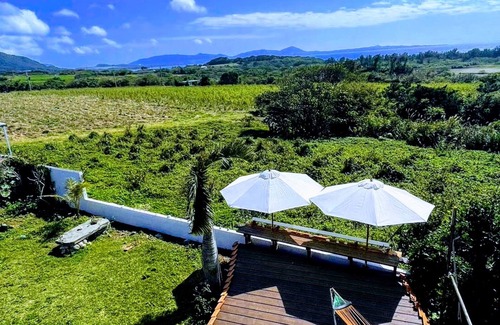 Taketomi-jima Taketomi-cho House | A house with a view of the sea in both directions