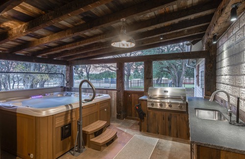 Doss Cabin | A Hunter's Dream: Gorgeous Hill Country Cabin for 6 with whitetails and views.