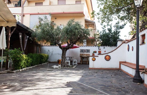Fiumicino Villa | A little paradise in the heart of Fiumicino residential area free from pollution