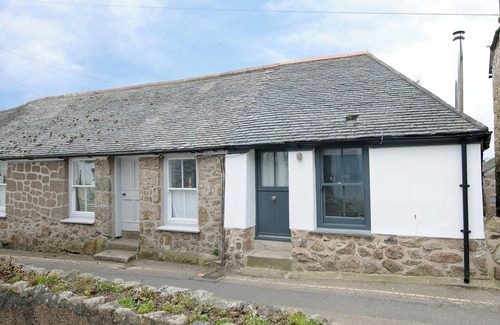 Mousehole Cottage | A little piece of heaven in the heart of Mousehole.