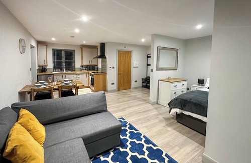 Guilsfield Cottage | A lovely modern annexe nestled in the village of Guilsfield.
