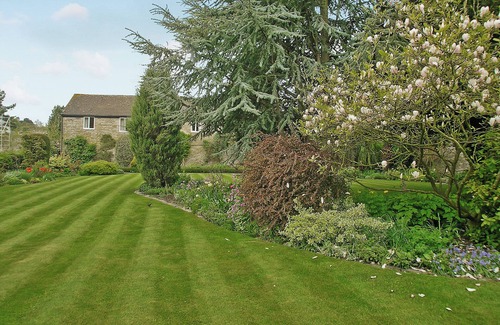 Kington Cottage | A lovely restored coach house only 300 yards from the centre of Kington.