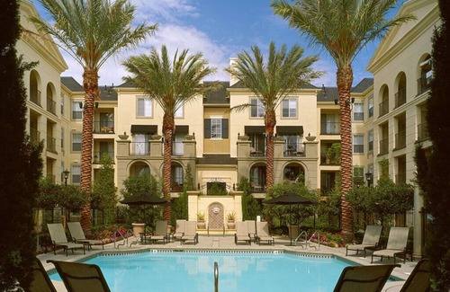 Airport Area Condo | A Luxurious Resort Style Condo in the Heart of Irvine