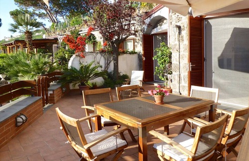 Ischia Porto Cottage | A luxury apartment with a breathtaking sea view