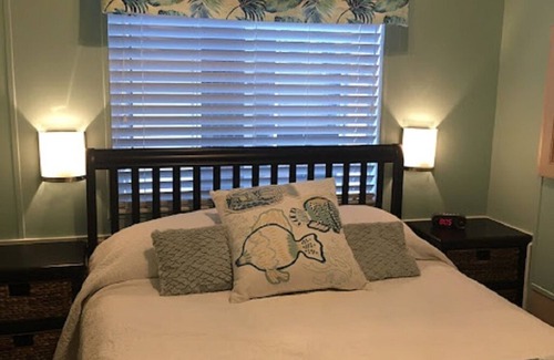 Upper Grand Lagoon Resort | A Luxury resort in a Quiet Community with 2 pools, and 4 minutes from the Beach!