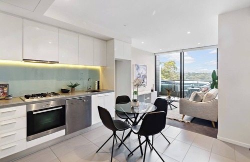 Clifton Hill Apartment | A Nature lovers dream 5km from Melbourne CBD