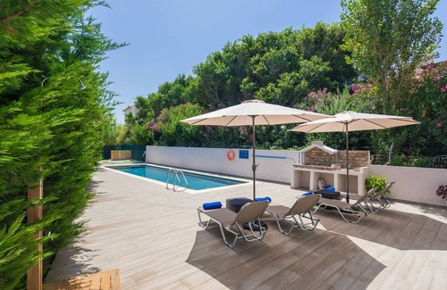 Maleme Villa | A new villa with private pool, 350m from the beach and close to all amenities