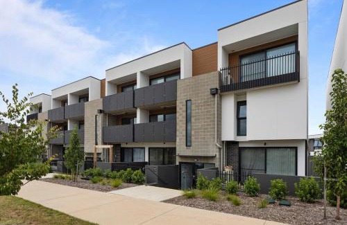 Wright Apartment | A perfect view from above