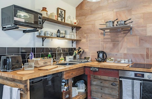 Tunstall Cottage | A picture-perfect property to spend your well-deserved break.