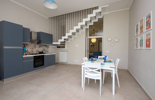 Caserta Apartment | A Pochi Passi Dalla Reggia di Caserta, Ampio e Luminoso