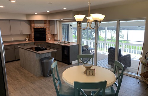 Ellenton House | A pool home with a dock directly on the Manatee River. Breath taking sunsets!