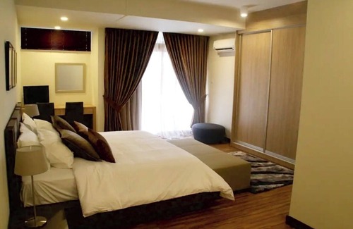 Kuala Lumpur City Centre Condo | A private 2100sqf luxurious condo with modern furnishing in the heart of city