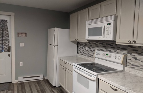 Hammondsport House | A quaint stay in wine country!