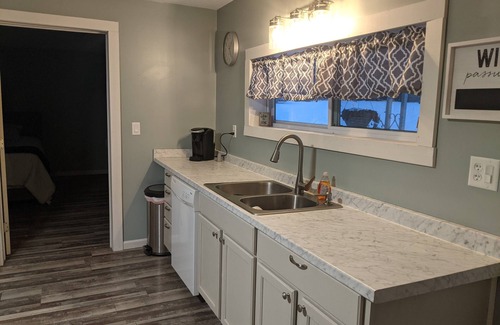 Hammondsport House | A quaint stay in wine country!