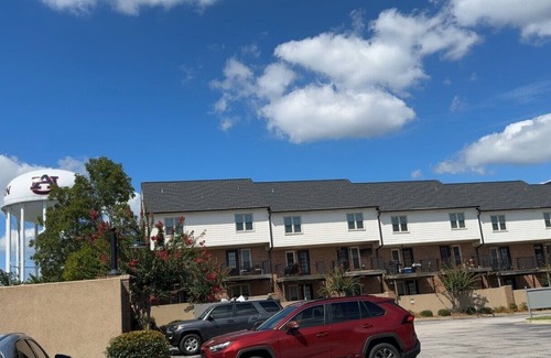 Auburn Condo | A quick 1/2 block from campus perfect location WALK to Football Gamesn