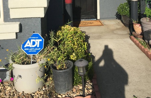 Elk Grove Other | A quiet relaxing comfy room in a well maintained house!!!!!
