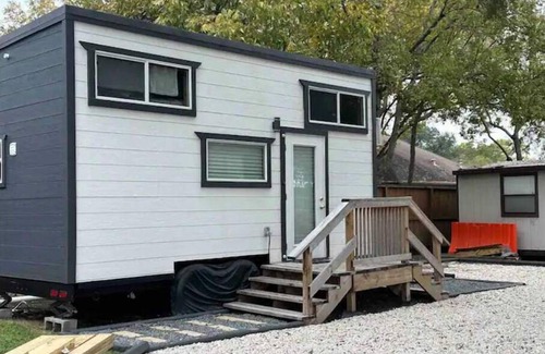 Southbelt/Ellington House | A Real Tiny Home Experience
