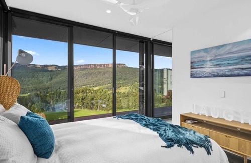 Upper Kangaroo River House | A Romantic Couples Retreat with Simply Stunning Views