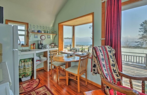 Coffman Cove Apartment | 'A Room with a View' Peaceful Retreat on PoW