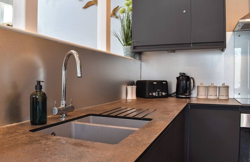 Westleigh Cottage | A seaside sanctuary perched on the shores of Westward Ho.