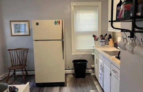 Dover Apartment | A Skip to Portsmouth-UNH-Durham